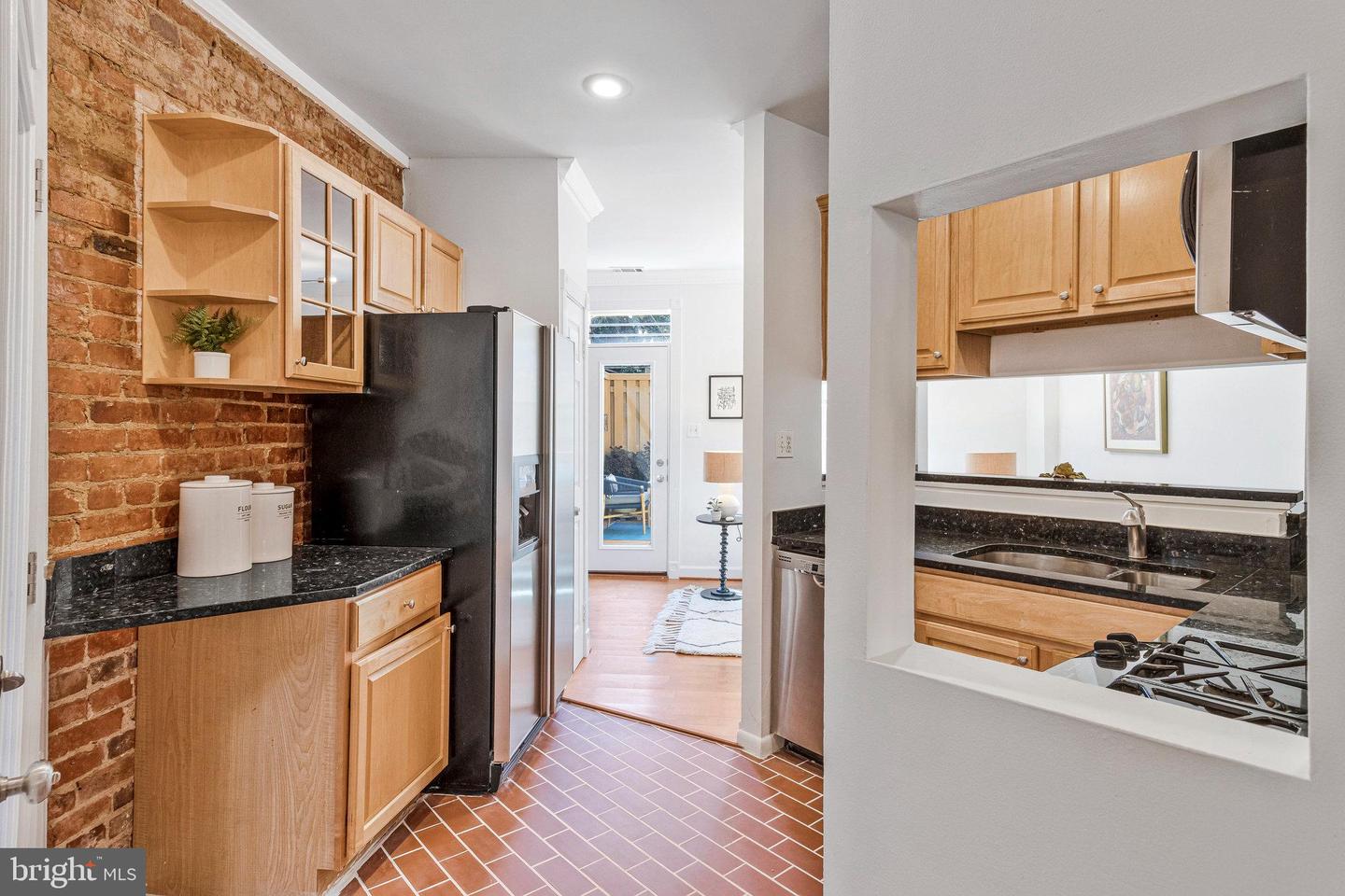 1221 DUNCAN PL NE, WASHINGTON, District Of Columbia 20002, 3 Bedrooms Bedrooms, 6 Rooms Rooms,2 BathroomsBathrooms,Residential,For sale,1221 DUNCAN PL NE,DCDC2204094 MLS # DCDC2204094