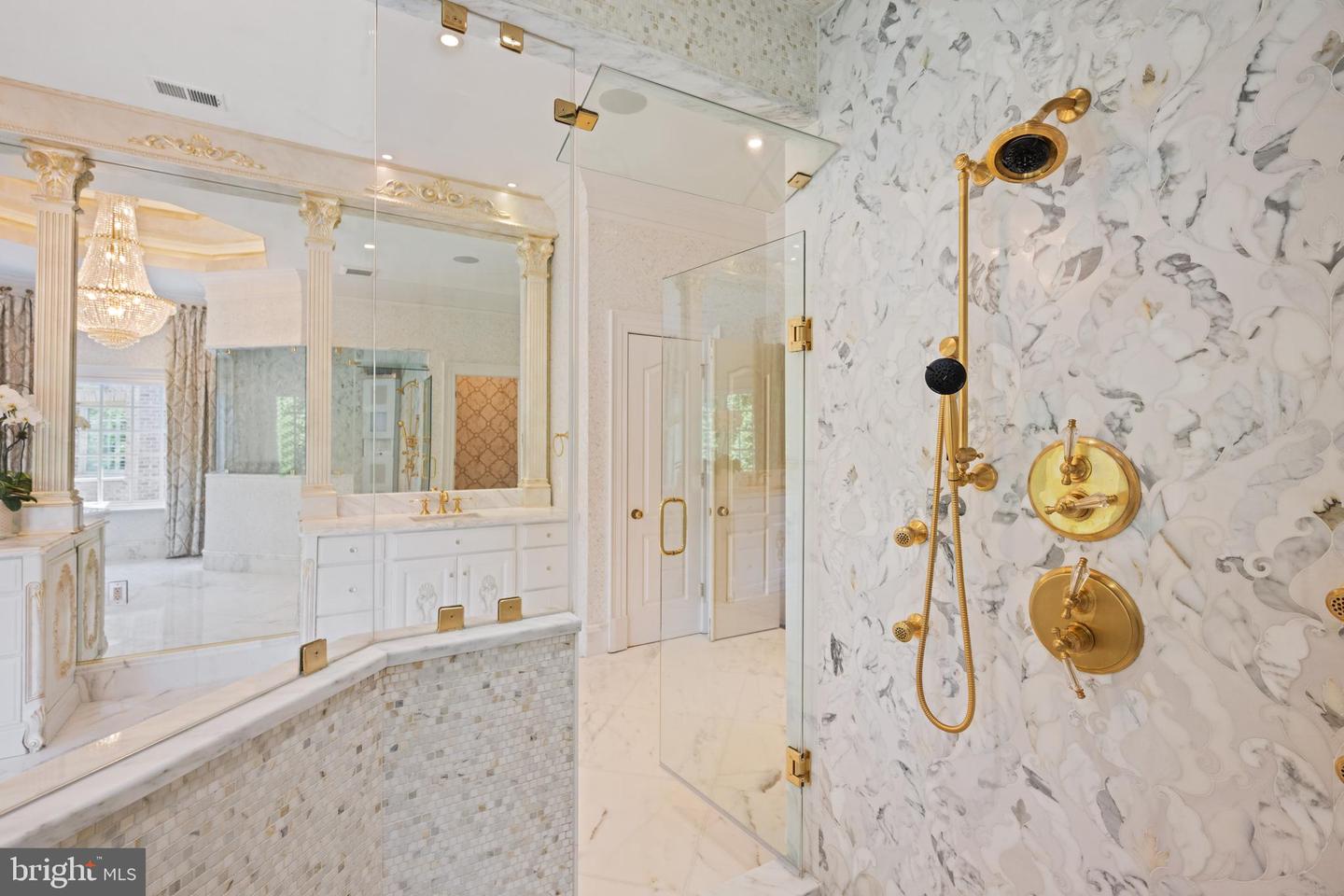 9112/9120 MINE RUN DR, GREAT FALLS, Virginia 22066, 6 Bedrooms Bedrooms, ,7 BathroomsBathrooms,Residential,For sale,9112/9120 MINE RUN DR,VAFX2260256 MLS # VAFX2260256