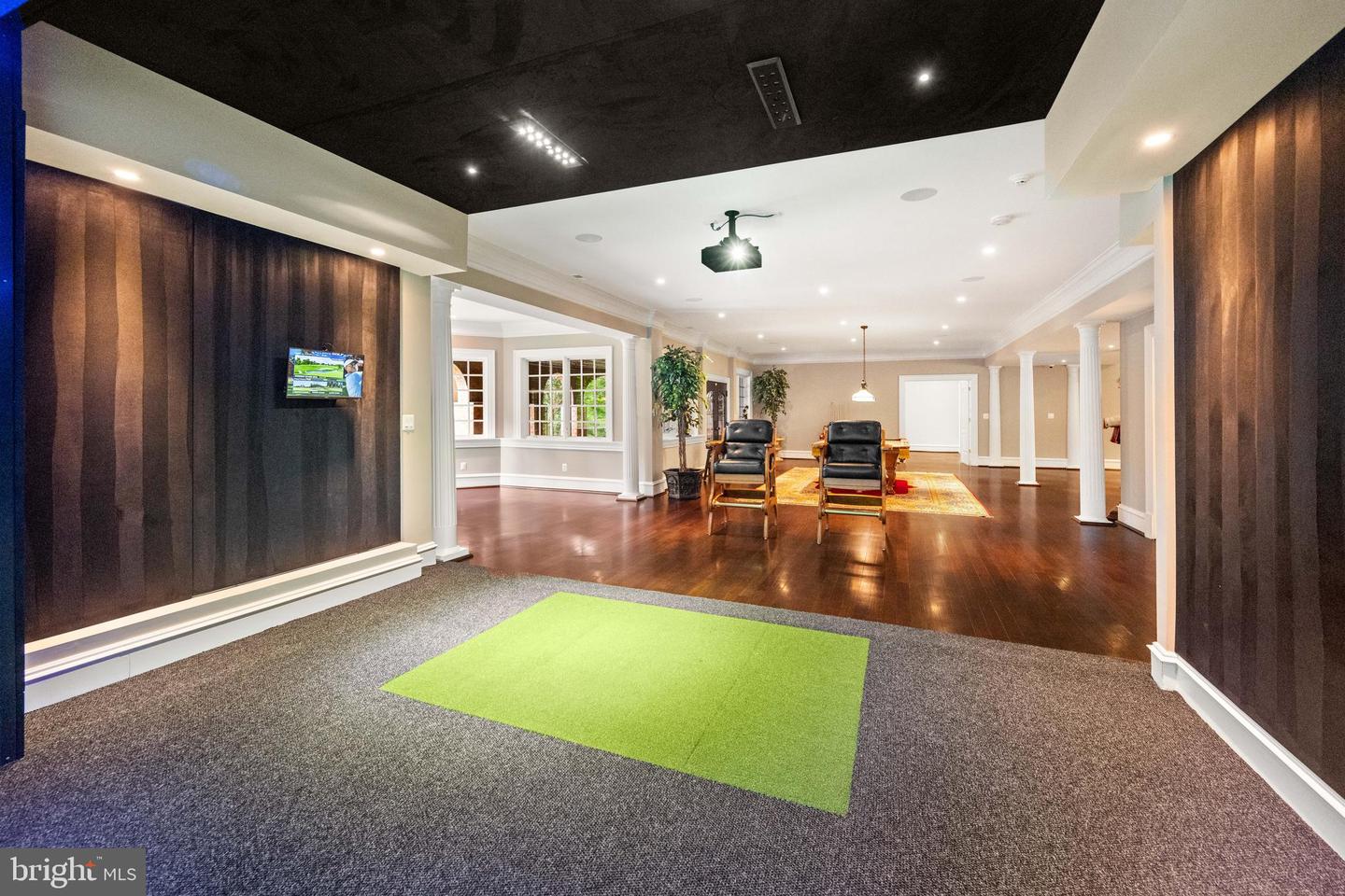 9112/9120 MINE RUN DR, GREAT FALLS, Virginia 22066, 6 Bedrooms Bedrooms, ,7 BathroomsBathrooms,Residential,For sale,9112/9120 MINE RUN DR,VAFX2260256 MLS # VAFX2260256