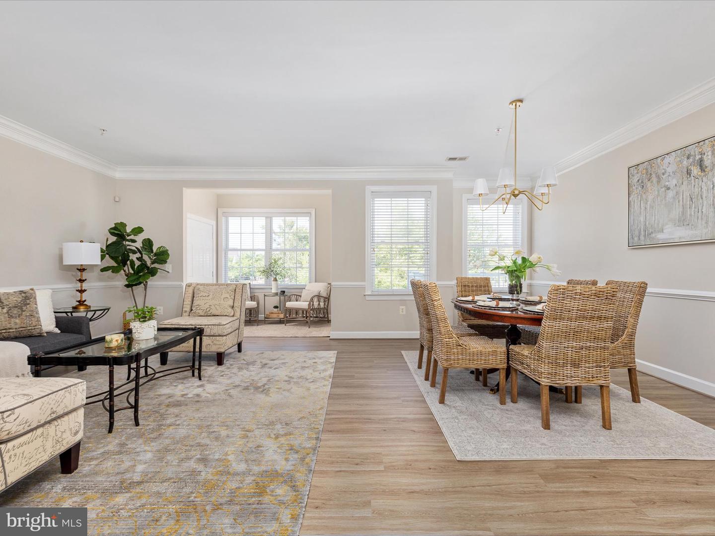 15221 ROYAL CREST DR #207, HAYMARKET, Virginia 20169, 2 Bedrooms Bedrooms, ,2 BathroomsBathrooms,Residential,For sale,15221 ROYAL CREST DR #207,VAPW2102816 MLS # VAPW2102816
