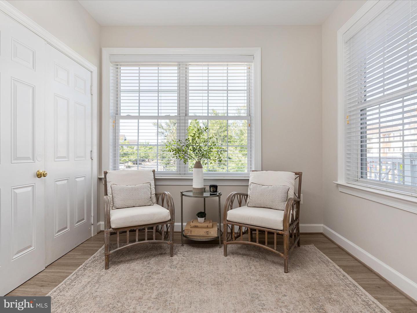 15221 ROYAL CREST DR #207, HAYMARKET, Virginia 20169, 2 Bedrooms Bedrooms, ,2 BathroomsBathrooms,Residential,For sale,15221 ROYAL CREST DR #207,VAPW2102816 MLS # VAPW2102816