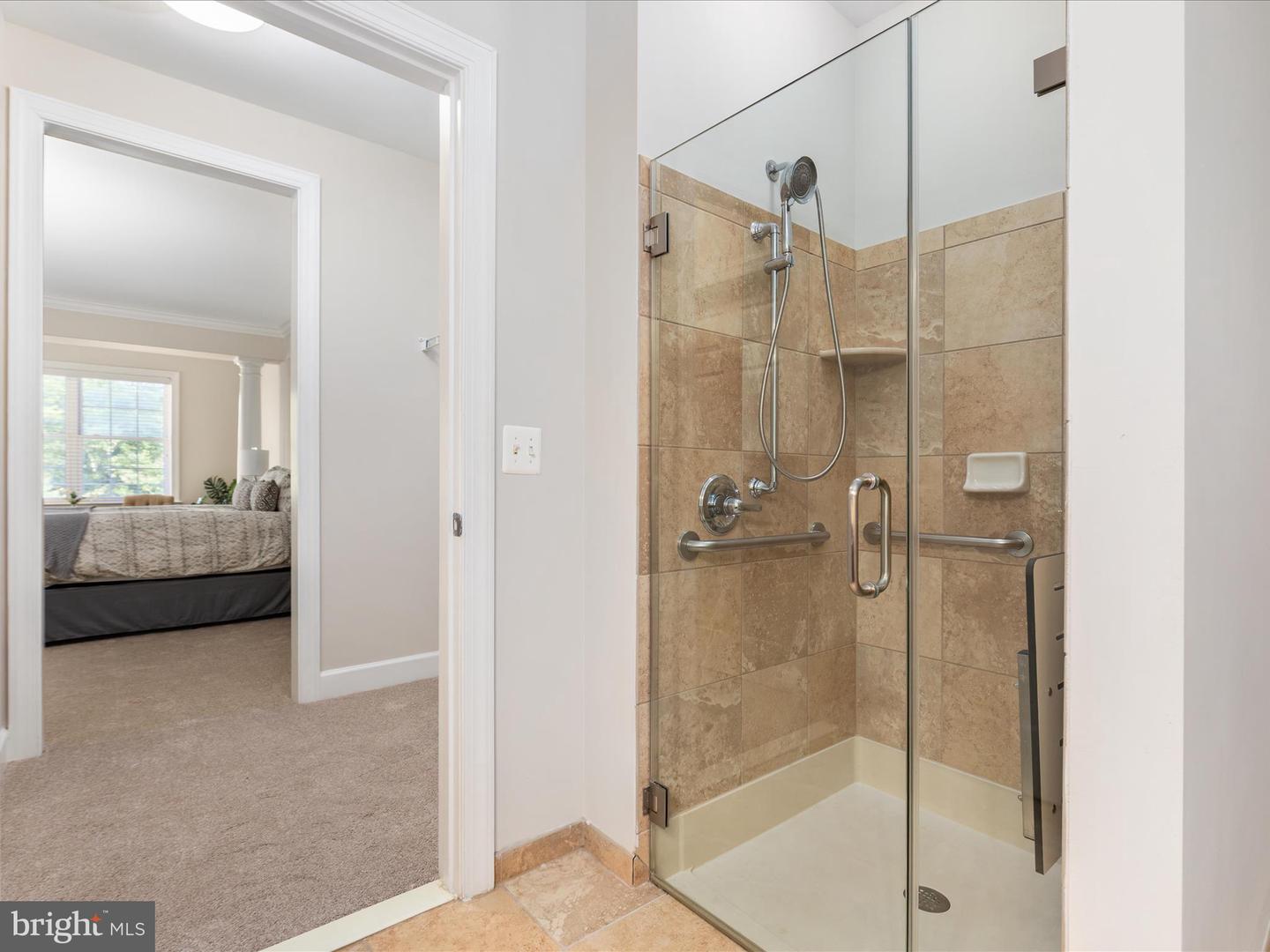 15221 ROYAL CREST DR #207, HAYMARKET, Virginia 20169, 2 Bedrooms Bedrooms, ,2 BathroomsBathrooms,Residential,For sale,15221 ROYAL CREST DR #207,VAPW2102816 MLS # VAPW2102816