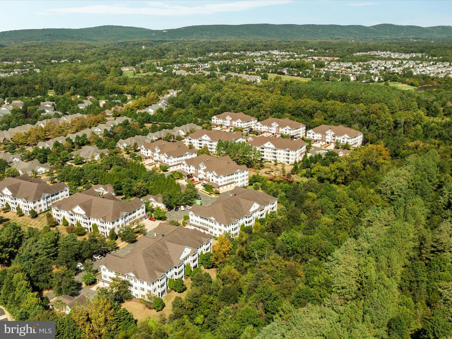15221 ROYAL CREST DR #207, HAYMARKET, Virginia 20169, 2 Bedrooms Bedrooms, ,2 BathroomsBathrooms,Residential,For sale,15221 ROYAL CREST DR #207,VAPW2102816 MLS # VAPW2102816