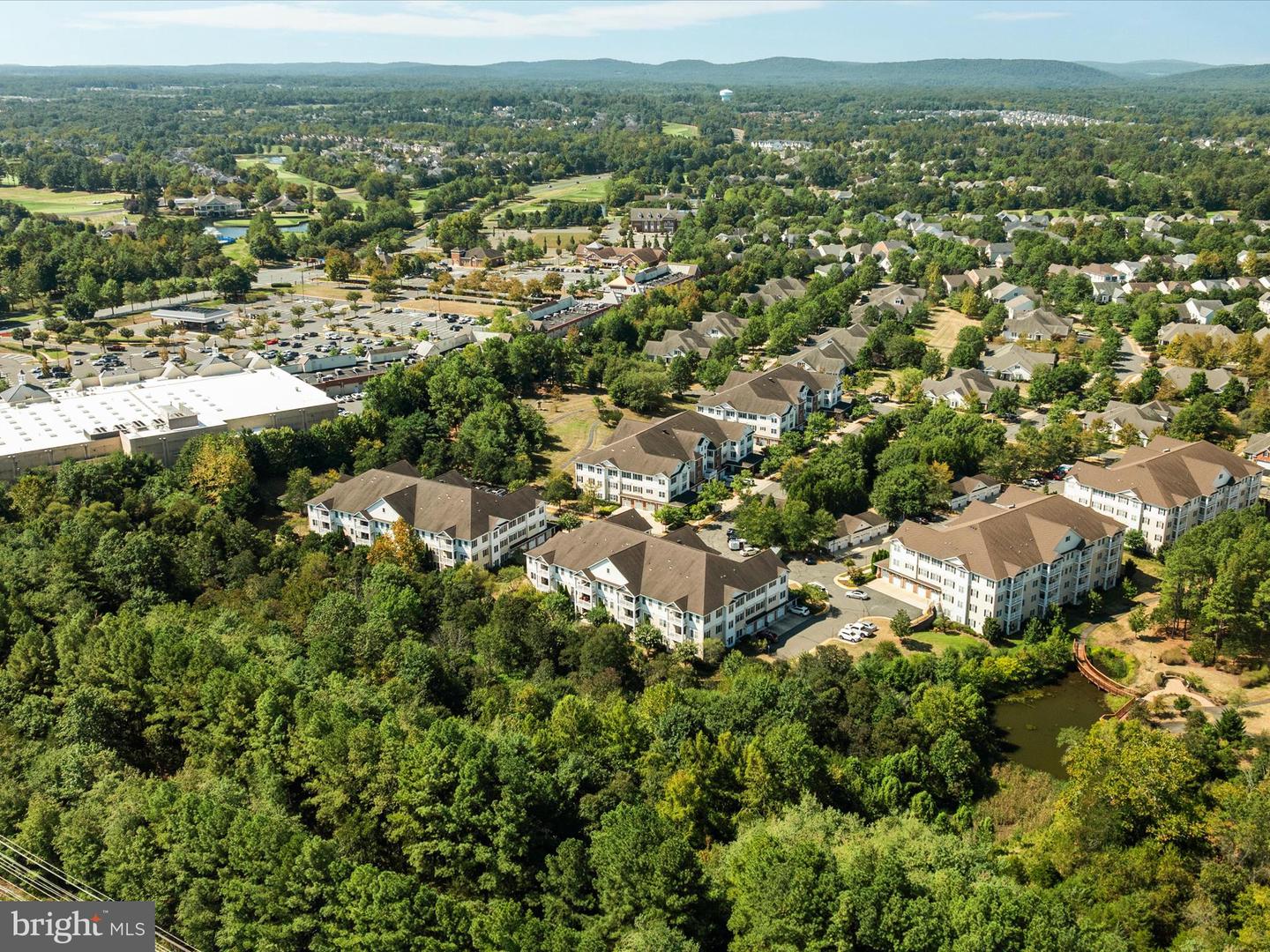 15221 ROYAL CREST DR #207, HAYMARKET, Virginia 20169, 2 Bedrooms Bedrooms, ,2 BathroomsBathrooms,Residential,For sale,15221 ROYAL CREST DR #207,VAPW2102816 MLS # VAPW2102816