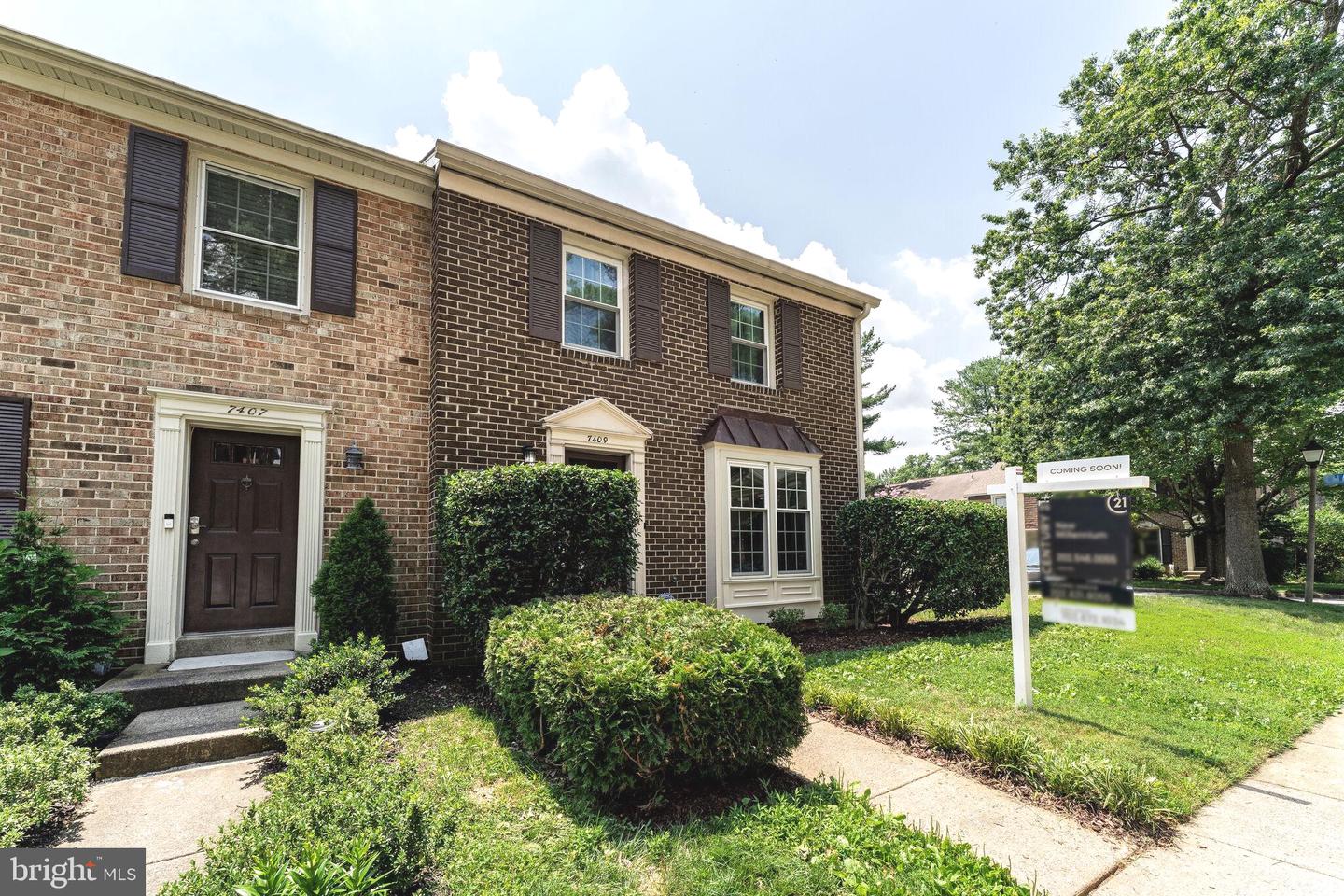 7409 ADAMS PARK CT, ANNANDALE, Virginia 22003, 4 Bedrooms Bedrooms, ,3 BathroomsBathrooms,Residential,For sale,7409 ADAMS PARK CT,VAFX2266030 MLS # VAFX2266030