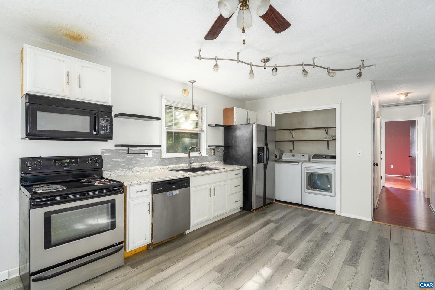 9 PLEASANT VIEW TER, PALMYRA, Virginia 22963, 3 Bedrooms Bedrooms, ,1 BathroomBathrooms,Residential,For sale,9 PLEASANT VIEW TER,668783 MLS # 668783