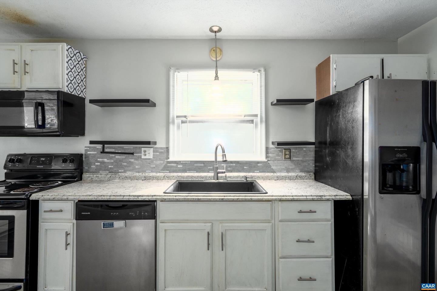 9 PLEASANT VIEW TER, PALMYRA, Virginia 22963, 3 Bedrooms Bedrooms, ,1 BathroomBathrooms,Residential,For sale,9 PLEASANT VIEW TER,668783 MLS # 668783