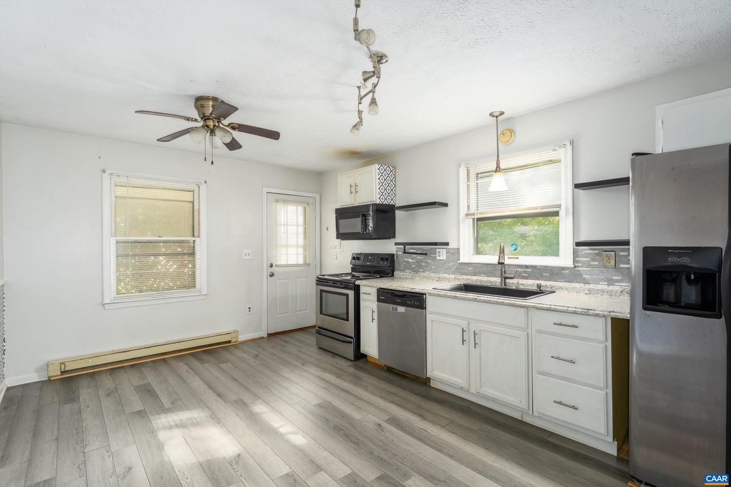 9 PLEASANT VIEW TER, PALMYRA, Virginia 22963, 3 Bedrooms Bedrooms, ,1 BathroomBathrooms,Residential,For sale,9 PLEASANT VIEW TER,668783 MLS # 668783