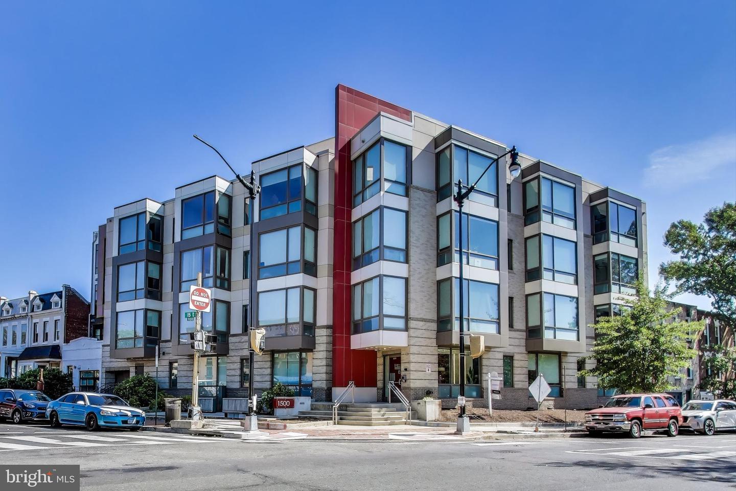 1500 PENNSYLVANIA AVE SE #105, WASHINGTON, District Of Columbia 20003, 2 Bedrooms Bedrooms, ,1 BathroomBathrooms,Residential,For sale,1500 PENNSYLVANIA AVE SE #105,DCDC2218542 MLS # DCDC2218542