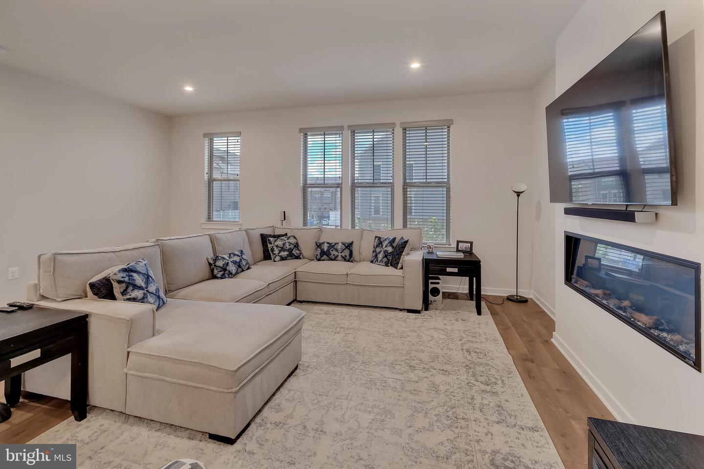 1026 CANTINA TER SE, LEESBURG, Virginia 20175, 3 Bedrooms Bedrooms, ,2 BathroomsBathrooms,Residential,For sale,1026 CANTINA TER SE,VALO2106030 MLS # VALO2106030