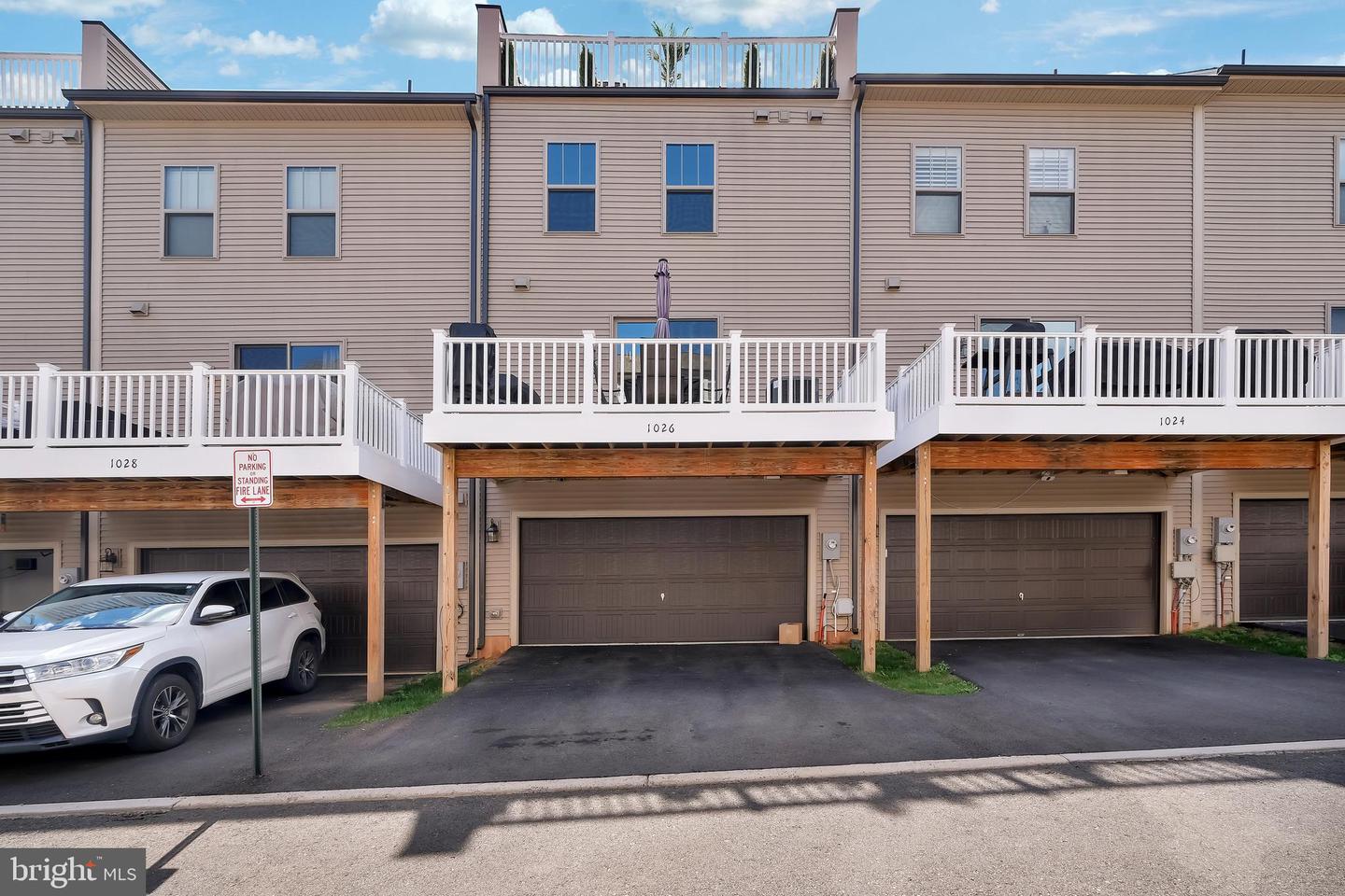 1026 CANTINA TER SE, LEESBURG, Virginia 20175, 3 Bedrooms Bedrooms, ,2 BathroomsBathrooms,Residential,For sale,1026 CANTINA TER SE,VALO2106030 MLS # VALO2106030