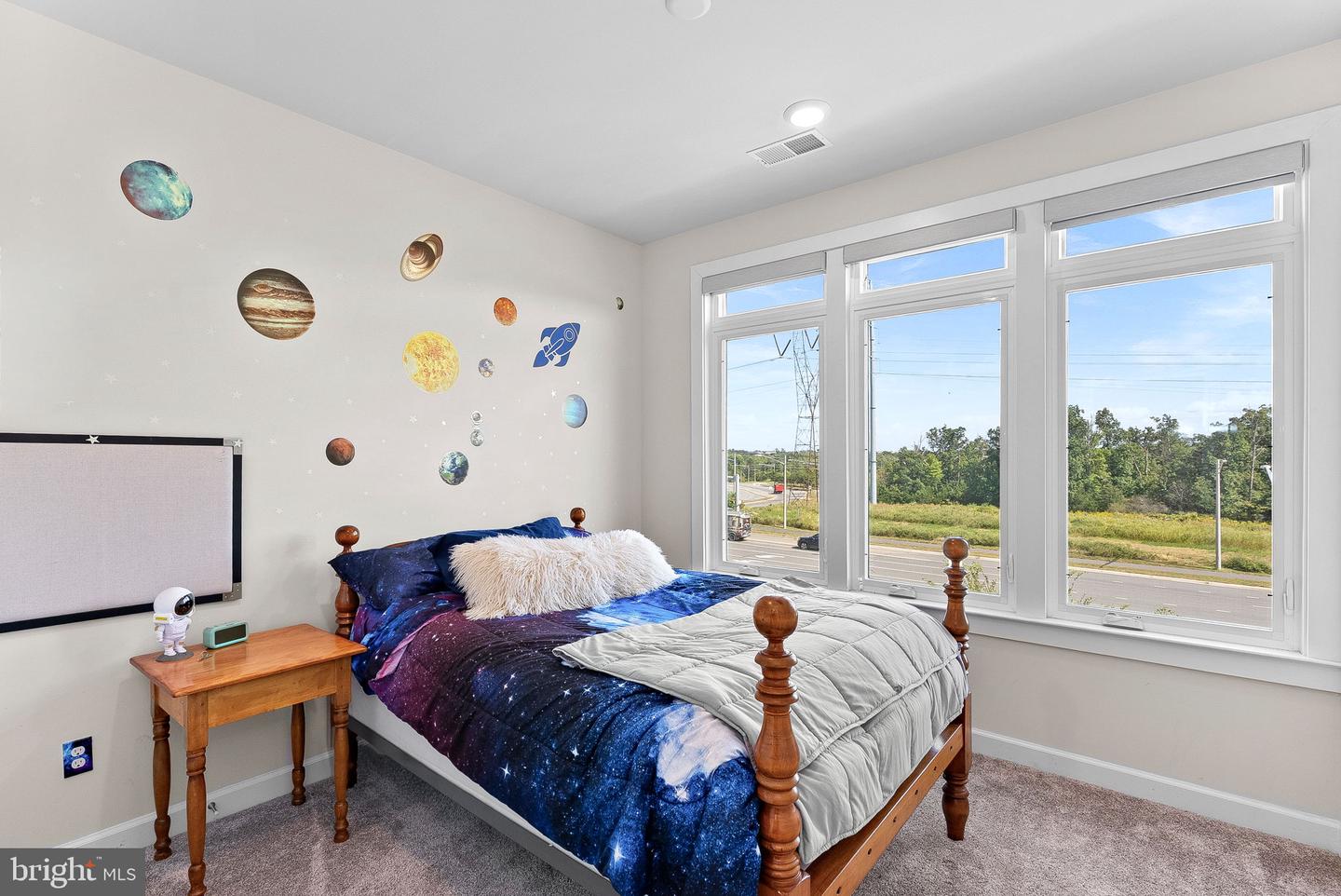 1608 ROCKY SHALE TER SE, LEESBURG, Virginia 20175, 3 Bedrooms Bedrooms, ,4 BathroomsBathrooms,Residential,For sale,1608 ROCKY SHALE TER SE,VALO2106336 MLS # VALO2106336