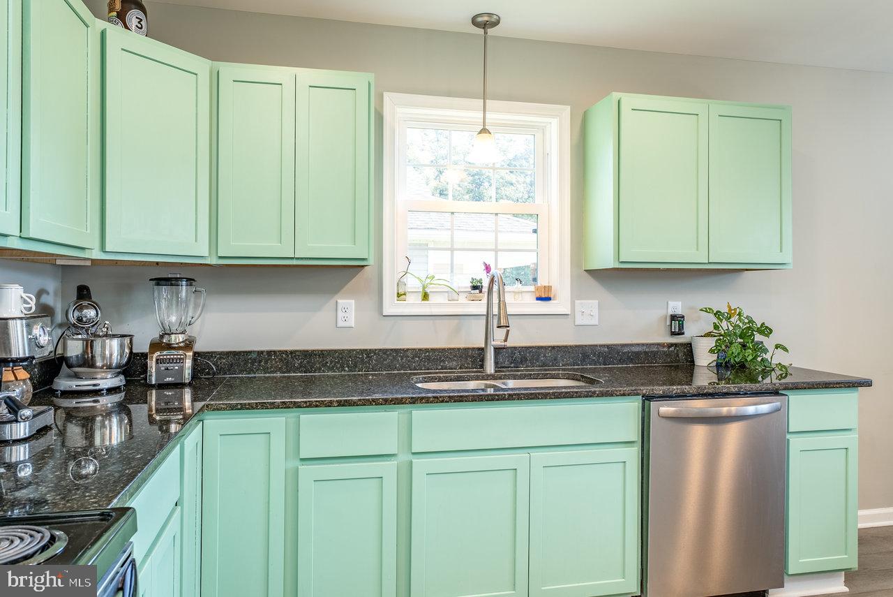 6131 MOORE, MOUNT JACKSON, Virginia 22842, 3 Bedrooms Bedrooms, ,2 BathroomsBathrooms,Residential,For sale,6131 MOORE,VASH2012492 MLS # VASH2012492