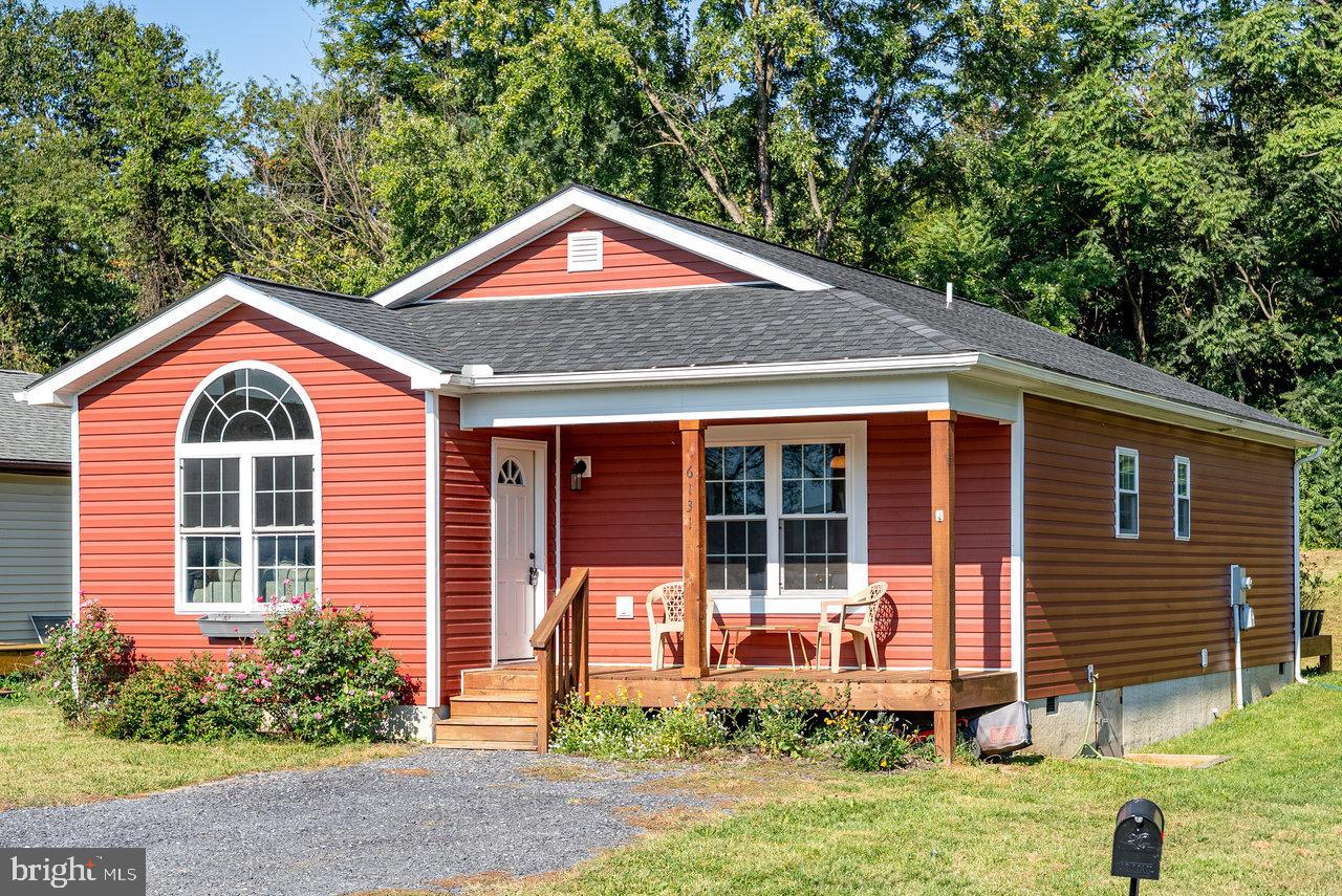6131 MOORE, MOUNT JACKSON, Virginia 22842, 3 Bedrooms Bedrooms, ,2 BathroomsBathrooms,Residential,For sale,6131 MOORE,VASH2012492 MLS # VASH2012492