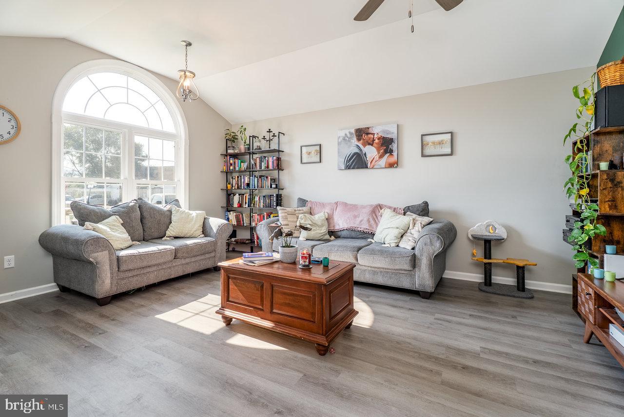 6131 MOORE, MOUNT JACKSON, Virginia 22842, 3 Bedrooms Bedrooms, ,2 BathroomsBathrooms,Residential,For sale,6131 MOORE,VASH2012492 MLS # VASH2012492