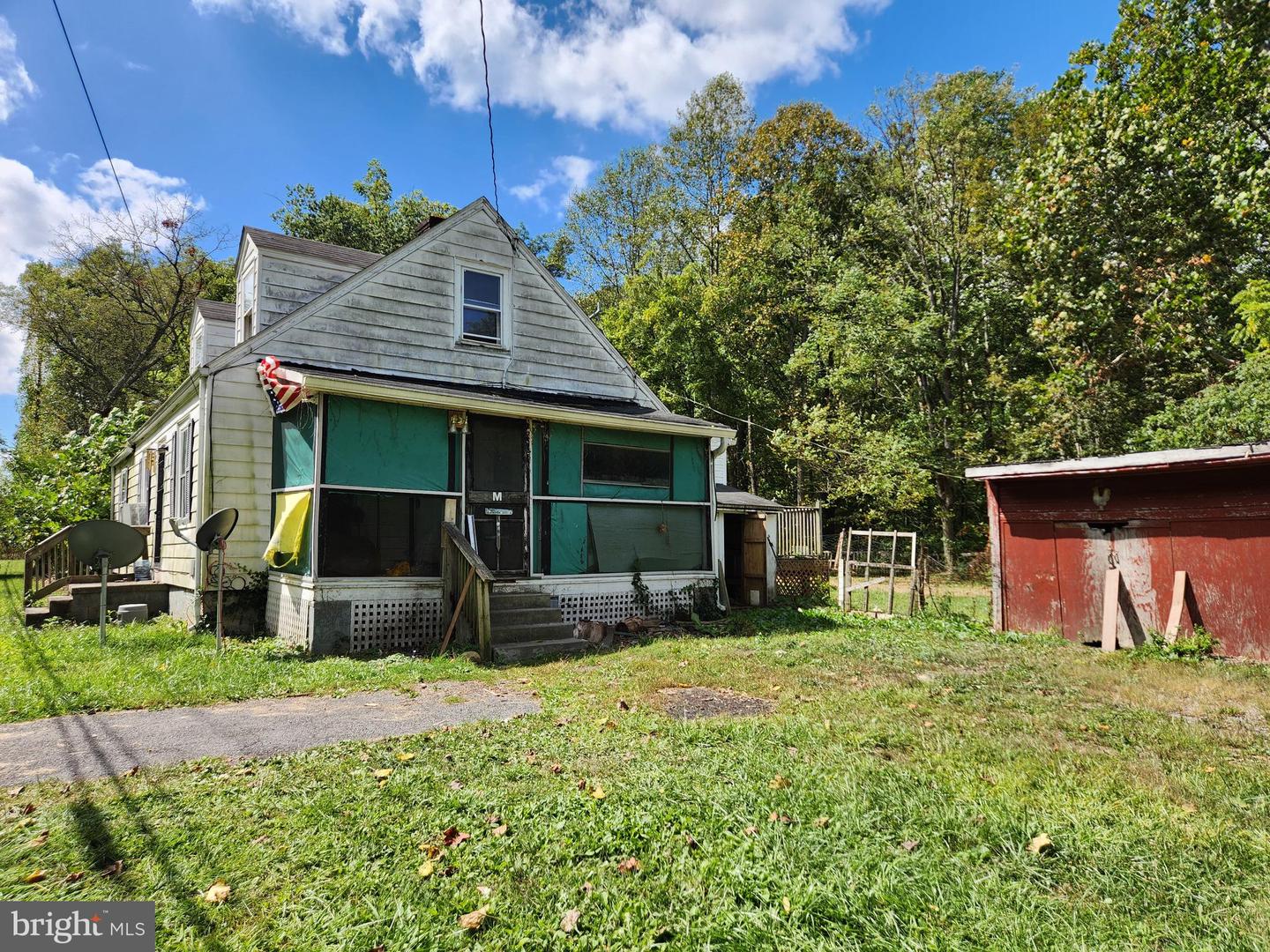 2138 BACK CREEK RD, GORE, Virginia 22637, 3 Bedrooms Bedrooms, ,1 BathroomBathrooms,Residential,For sale,2138 BACK CREEK RD,VAFV2036722 MLS # VAFV2036722