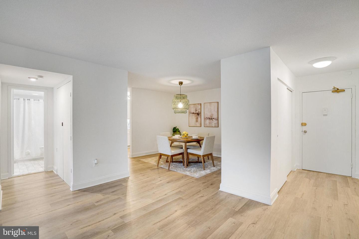 1300 ARMY NAVY DR #124, ARLINGTON, Virginia 22202, 1 Bedroom Bedrooms, ,1 BathroomBathrooms,Residential,For sale,1300 ARMY NAVY DR #124,VAAR2057368 MLS # VAAR2057368 1300 ARMY NAVY DR #124, ARLINGTON, Virginia 22202, 1 Bedroom Bedrooms, ,1 BathroomBathrooms,Residential,For sale,1300 ARMY NAVY DR #124,VAAR2057368 MLS # VAAR2057368