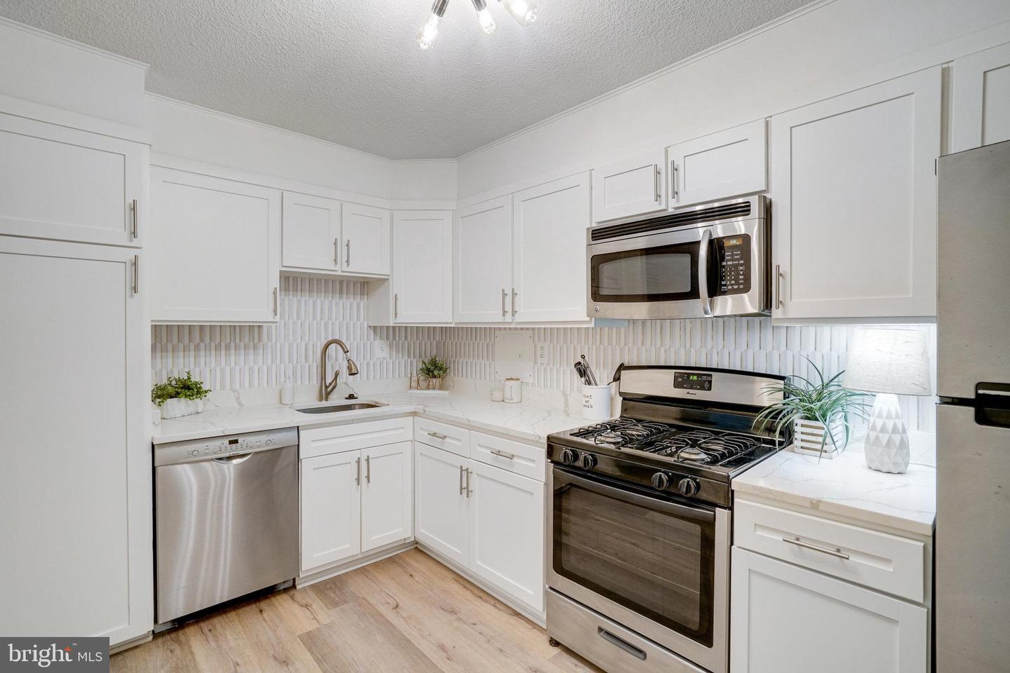 1300 ARMY NAVY DR #124, ARLINGTON, Virginia 22202, 1 Bedroom Bedrooms, ,1 BathroomBathrooms,Residential,For sale,1300 ARMY NAVY DR #124,VAAR2057368 MLS # VAAR2057368 1300 ARMY NAVY DR #124, ARLINGTON, Virginia 22202, 1 Bedroom Bedrooms, ,1 BathroomBathrooms,Residential,For sale,1300 ARMY NAVY DR #124,VAAR2057368 MLS # VAAR2057368