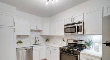 1300 ARMY NAVY DR #124, ARLINGTON, Virginia 22202, 1 Bedroom Bedrooms, ,1 BathroomBathrooms,Residential,For sale,1300 ARMY NAVY DR #124,VAAR2057368 MLS # VAAR2057368