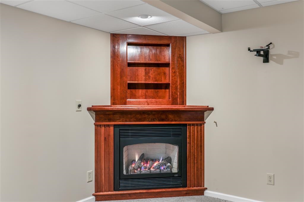 340 ALLEGHANY DR, MCGAHEYSVILLE, Virginia 22840, 4 Bedrooms Bedrooms, ,3 BathroomsBathrooms,Residential,340 ALLEGHANY DR,668797 MLS # 668797