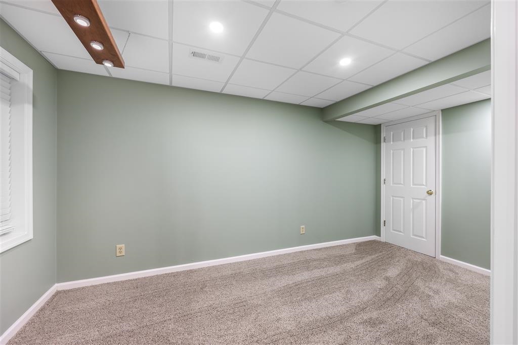 340 ALLEGHANY DR, MCGAHEYSVILLE, Virginia 22840, 4 Bedrooms Bedrooms, ,3 BathroomsBathrooms,Residential,340 ALLEGHANY DR,668797 MLS # 668797