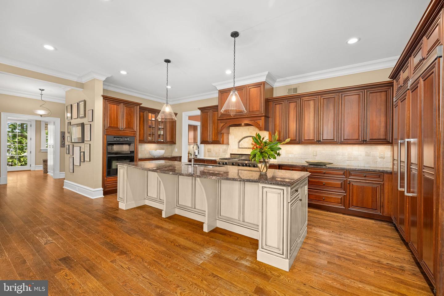930 DOUGLASS DR, MCLEAN, Virginia 22101, 7 Bedrooms Bedrooms, ,6 BathroomsBathrooms,Residential,For sale,930 DOUGLASS DR,VAFX2261530 MLS # VAFX2261530