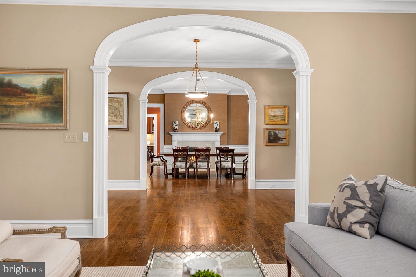 930 DOUGLASS DR, MCLEAN, Virginia 22101, 7 Bedrooms Bedrooms, ,6 BathroomsBathrooms,Residential,For sale,930 DOUGLASS DR,VAFX2261530 MLS # VAFX2261530