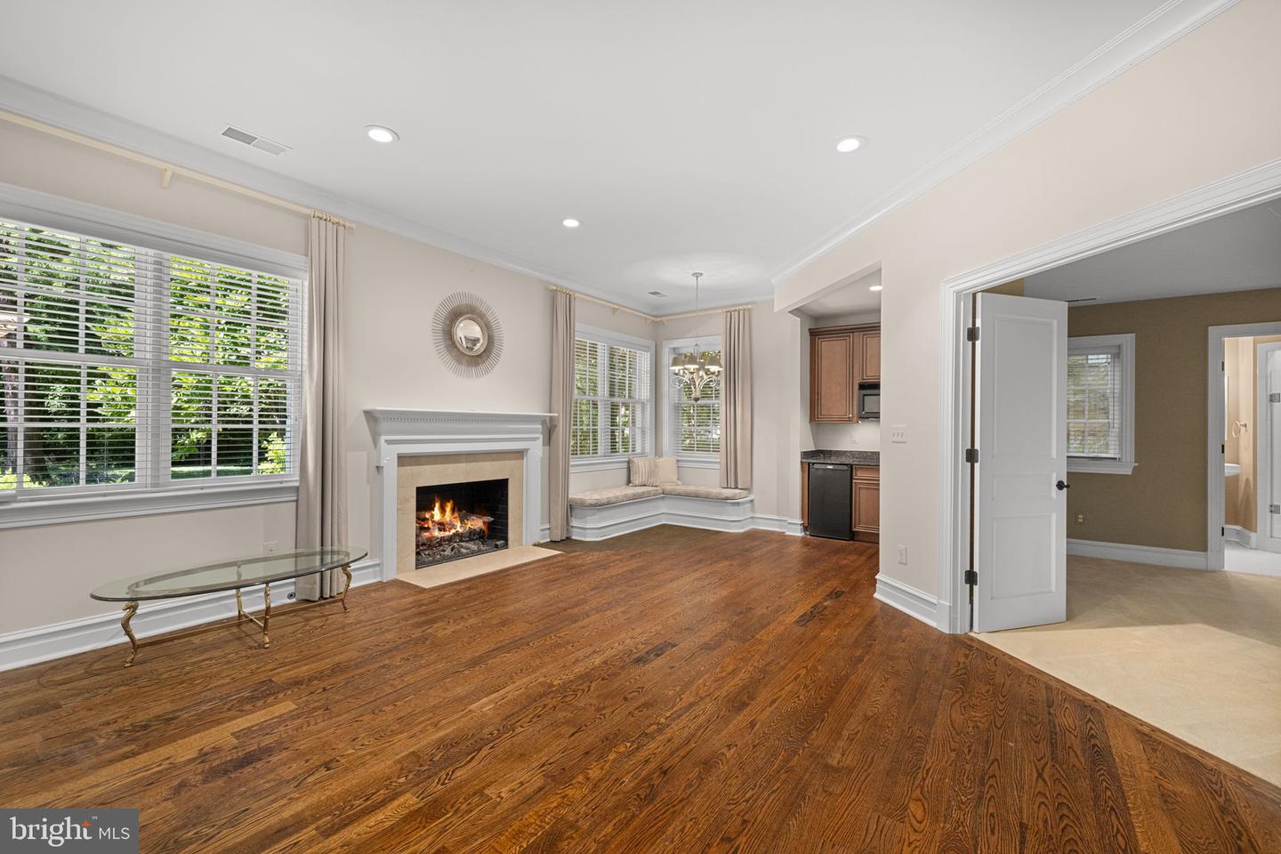 930 DOUGLASS DR, MCLEAN, Virginia 22101, 7 Bedrooms Bedrooms, ,6 BathroomsBathrooms,Residential,For sale,930 DOUGLASS DR,VAFX2261530 MLS # VAFX2261530
