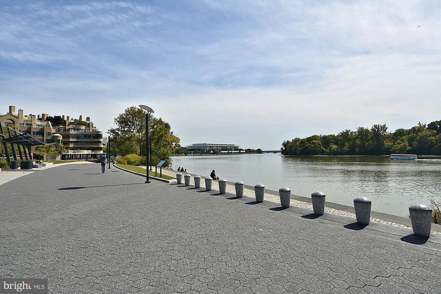 3900 TUNLAW RD NW #509, WASHINGTON, District Of Columbia 20007, 1 Bedroom Bedrooms, ,1 BathroomBathrooms,Residential,For sale,3900 TUNLAW RD NW #509,DCDC2220378 MLS # DCDC2220378