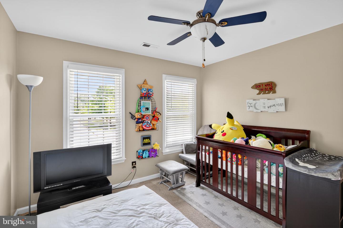3729 HETTEN LN, WOODBRIDGE, Virginia 22193, 5 Bedrooms Bedrooms, ,3 BathroomsBathrooms,Residential,For sale,3729 HETTEN LN,VAPW2103462 MLS # VAPW2103462