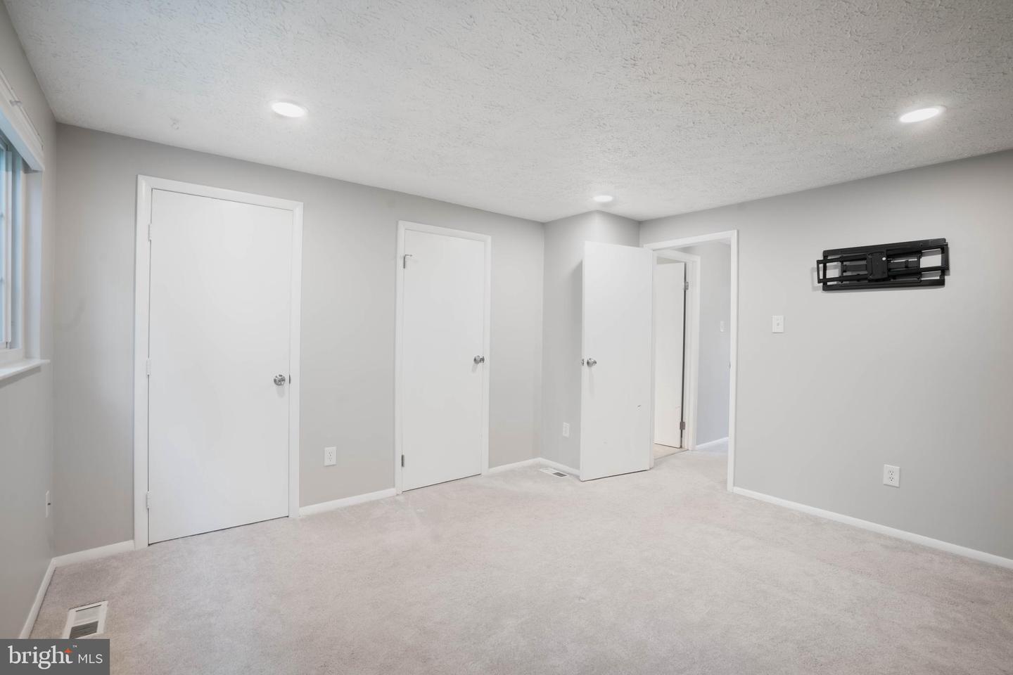 8015 STEEPLE CHASE CT, SPRINGFIELD, Virginia 22153, 3 Bedrooms Bedrooms, ,3 BathroomsBathrooms,Residential,For sale,8015 STEEPLE CHASE CT,VAFX2265534 MLS # VAFX2265534