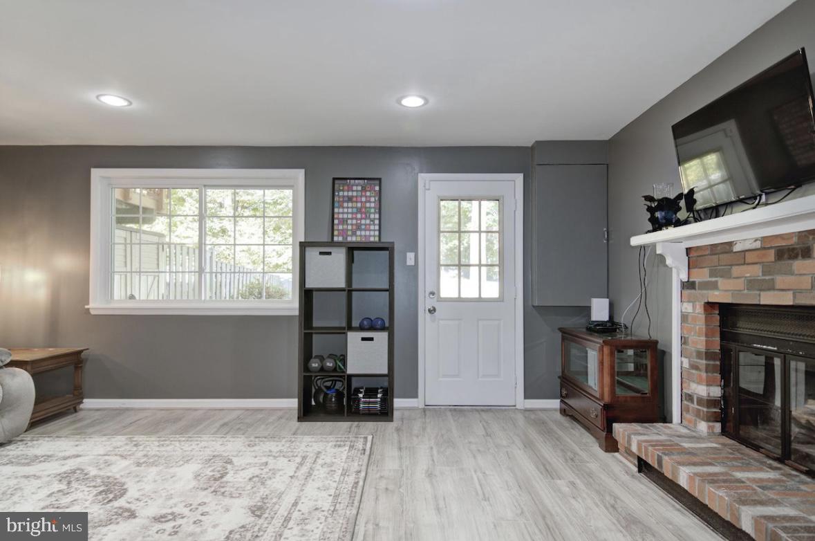 8015 STEEPLE CHASE CT, SPRINGFIELD, Virginia 22153, 3 Bedrooms Bedrooms, ,3 BathroomsBathrooms,Residential,For sale,8015 STEEPLE CHASE CT,VAFX2265534 MLS # VAFX2265534