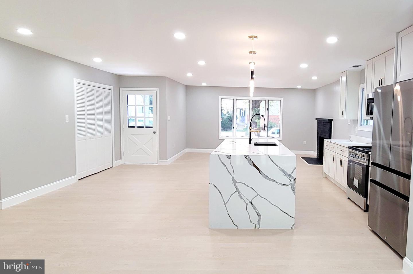 12909 COHASSET LN, WOODBRIDGE, Virginia 22192, 3 Bedrooms Bedrooms, ,2 BathroomsBathrooms,Residential,For sale,12909 COHASSET LN,VAPW2103522 MLS # VAPW2103522