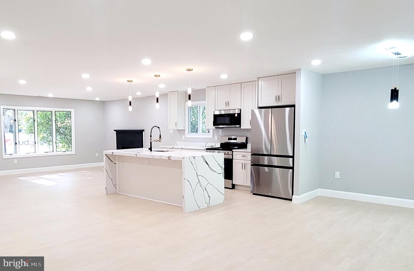 12909 COHASSET LN, WOODBRIDGE, Virginia 22192, 3 Bedrooms Bedrooms, ,2 BathroomsBathrooms,Residential,For sale,12909 COHASSET LN,VAPW2103522 MLS # VAPW2103522