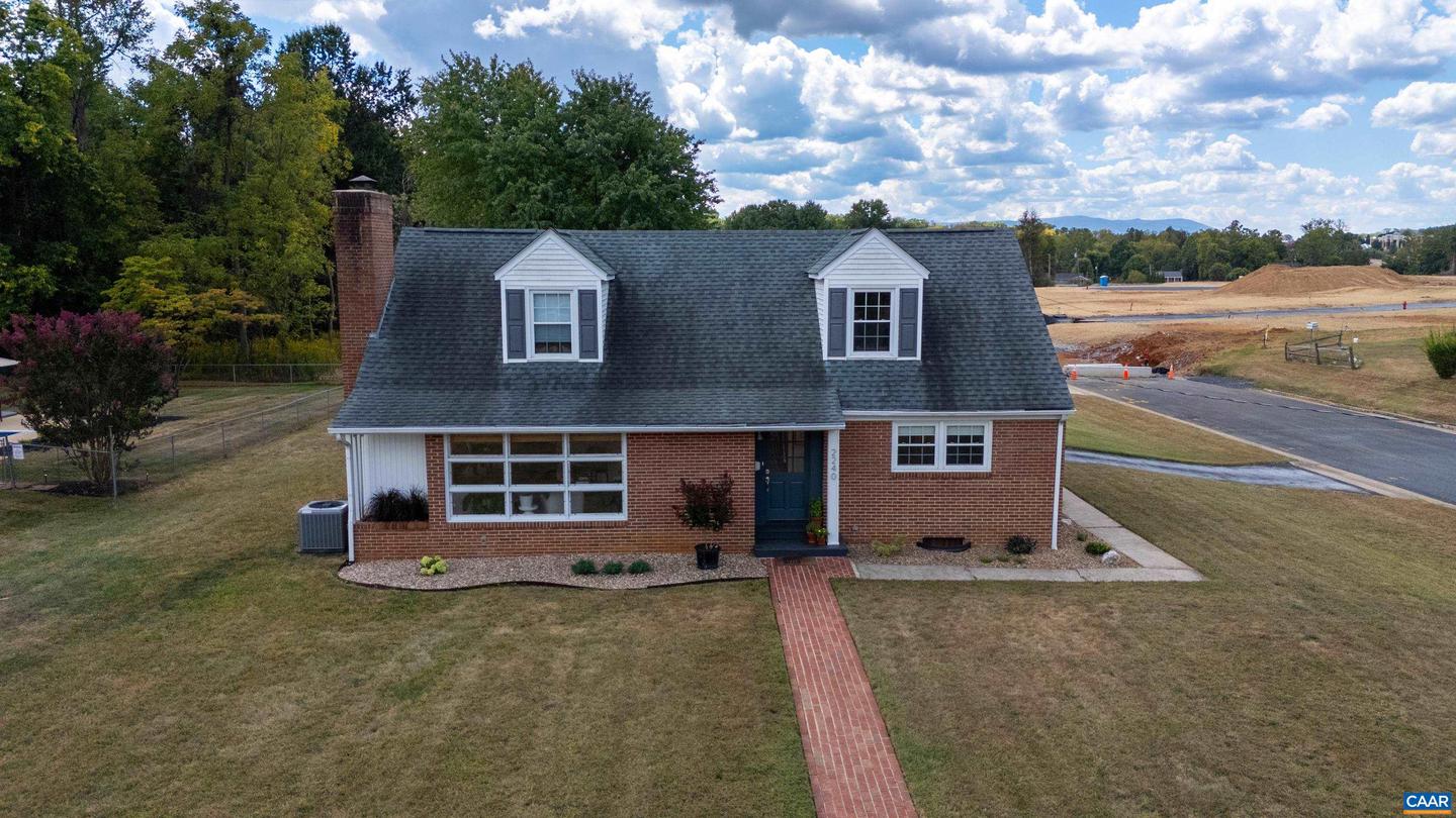 2240 BELVUE RD, WAYNESBORO, Virginia 22980, 4 Bedrooms Bedrooms, ,2 BathroomsBathrooms,Residential,For sale,2240 BELVUE RD,668771 MLS # 668771