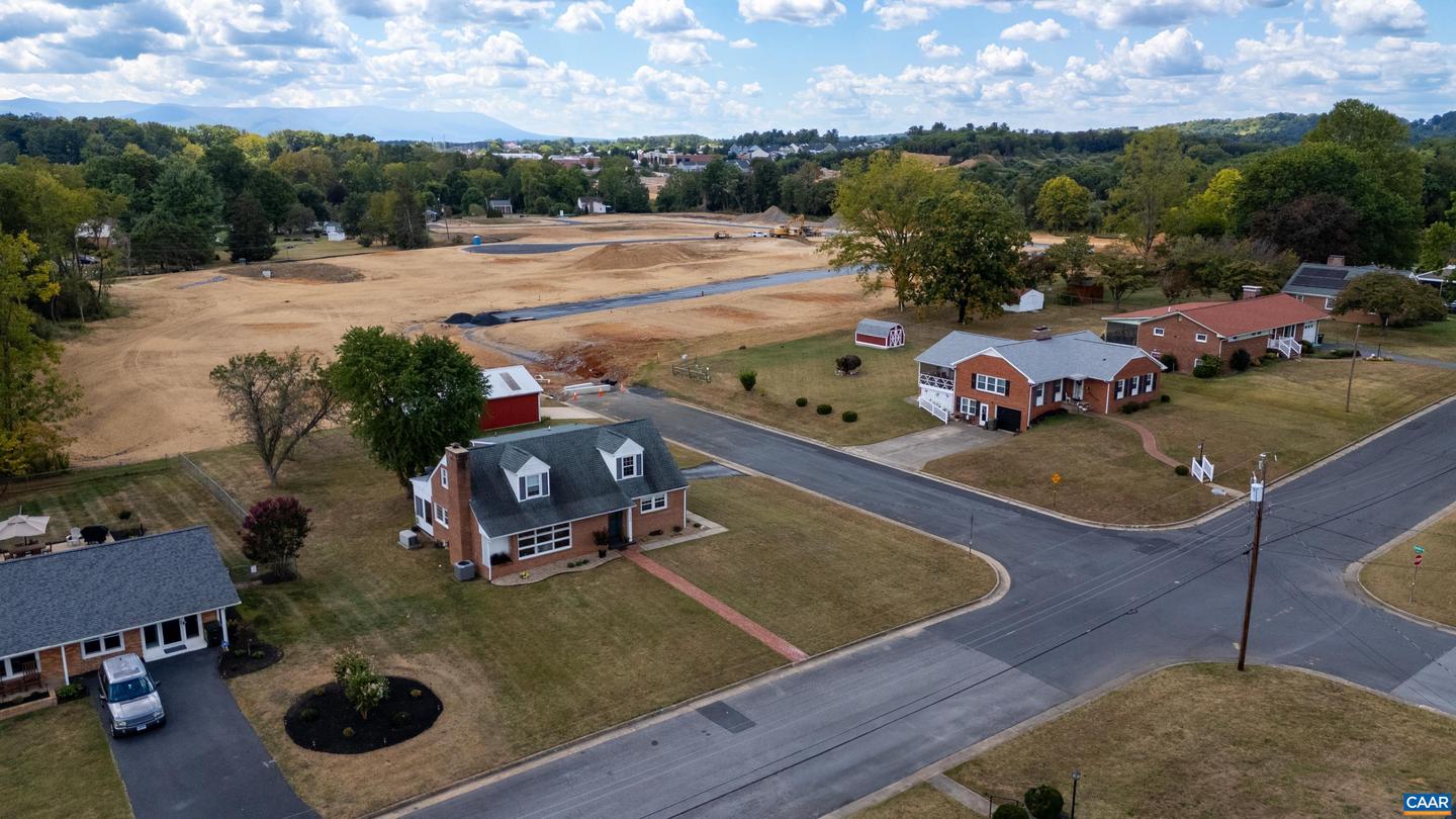 2240 BELVUE RD, WAYNESBORO, Virginia 22980, 4 Bedrooms Bedrooms, ,2 BathroomsBathrooms,Residential,For sale,2240 BELVUE RD,668771 MLS # 668771