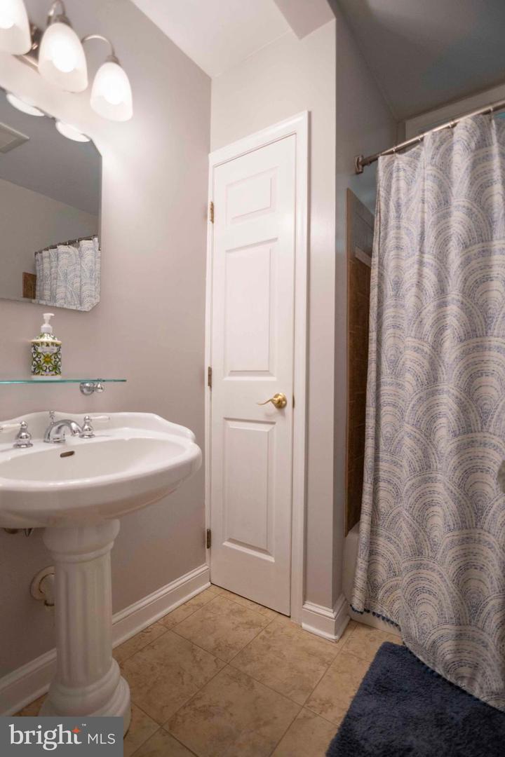 6 MASSIE ST, FRONT ROYAL, Virginia 22630, 5 Bedrooms Bedrooms, ,3 BathroomsBathrooms,Residential,For sale,6 MASSIE ST,VAWR2012238 MLS # VAWR2012238