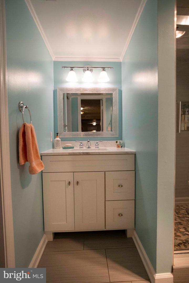 6 MASSIE ST, FRONT ROYAL, Virginia 22630, 5 Bedrooms Bedrooms, ,3 BathroomsBathrooms,Residential,For sale,6 MASSIE ST,VAWR2012238 MLS # VAWR2012238