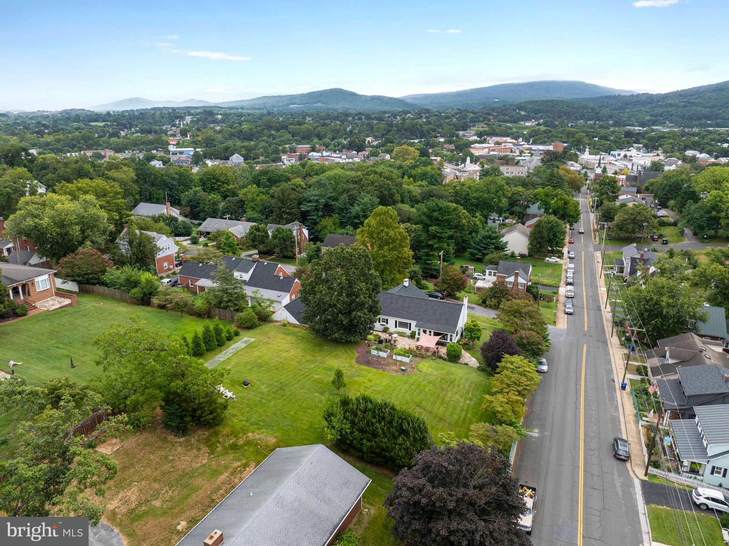6 MASSIE ST, FRONT ROYAL, Virginia 22630, 5 Bedrooms Bedrooms, ,3 BathroomsBathrooms,Residential,For sale,6 MASSIE ST,VAWR2012238 MLS # VAWR2012238