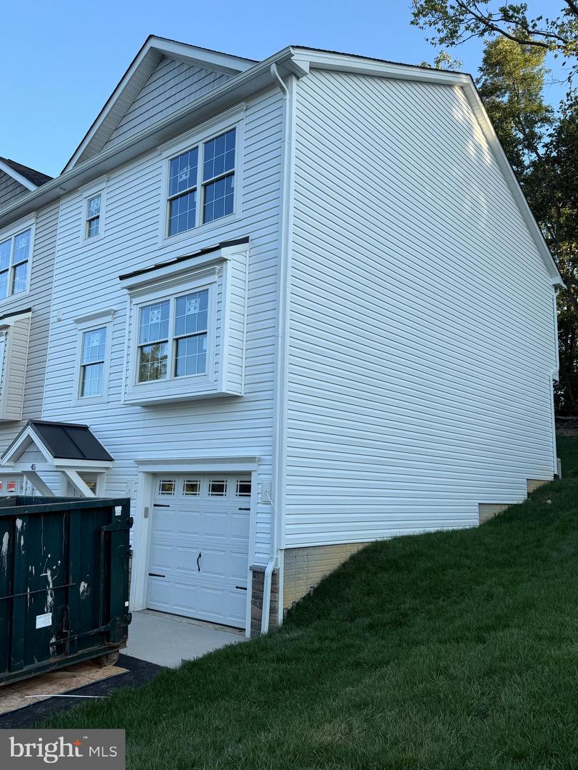 45 DUCK ST W, FRONT ROYAL, Virginia 22630, 3 Bedrooms Bedrooms, ,3 BathroomsBathrooms,Residential,For sale,45 DUCK ST W,VAWR2012252 MLS # VAWR2012252