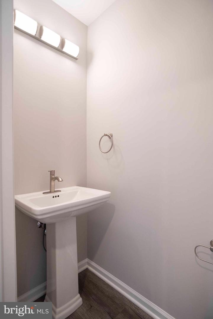 31 DUCK ST W, FRONT ROYAL, Virginia 22630, 3 Bedrooms Bedrooms, ,3 BathroomsBathrooms,Residential,For sale,31 DUCK ST W,VAWR2012254 MLS # VAWR2012254