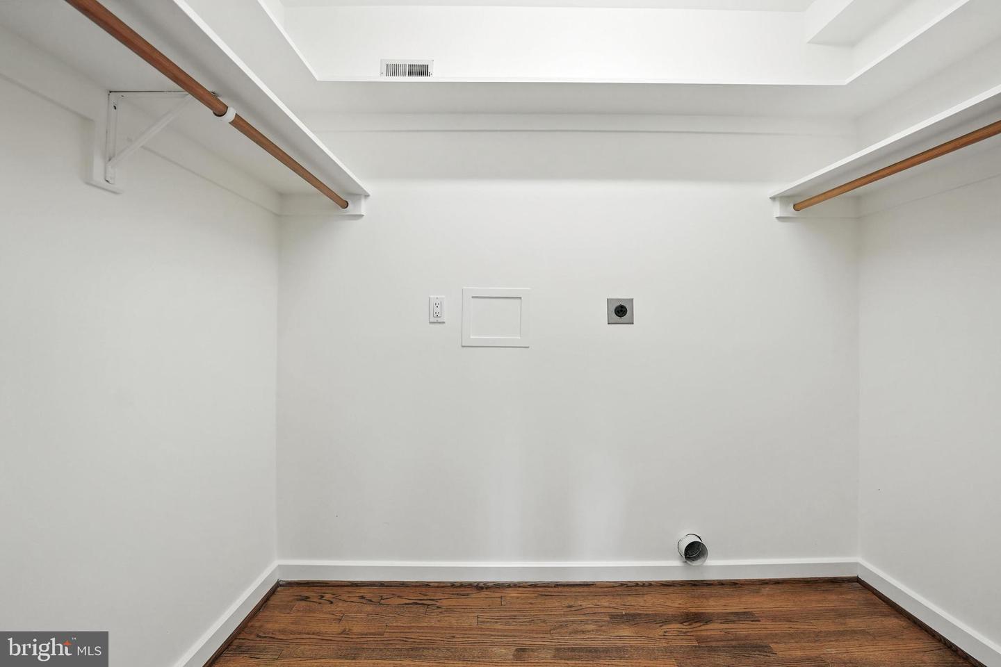 6702 OREGON AVE NW, WASHINGTON, District Of Columbia 20015, 5 Bedrooms Bedrooms, ,4 BathroomsBathrooms,Residential,For sale,6702 OREGON AVE NW,DCDC2221406 MLS # DCDC2221406 6702 OREGON AVE NW, WASHINGTON, District Of Columbia 20015, 5 Bedrooms Bedrooms, ,4 BathroomsBathrooms,Residential,For sale,6702 OREGON AVE NW,DCDC2221406 MLS # DCDC2221406