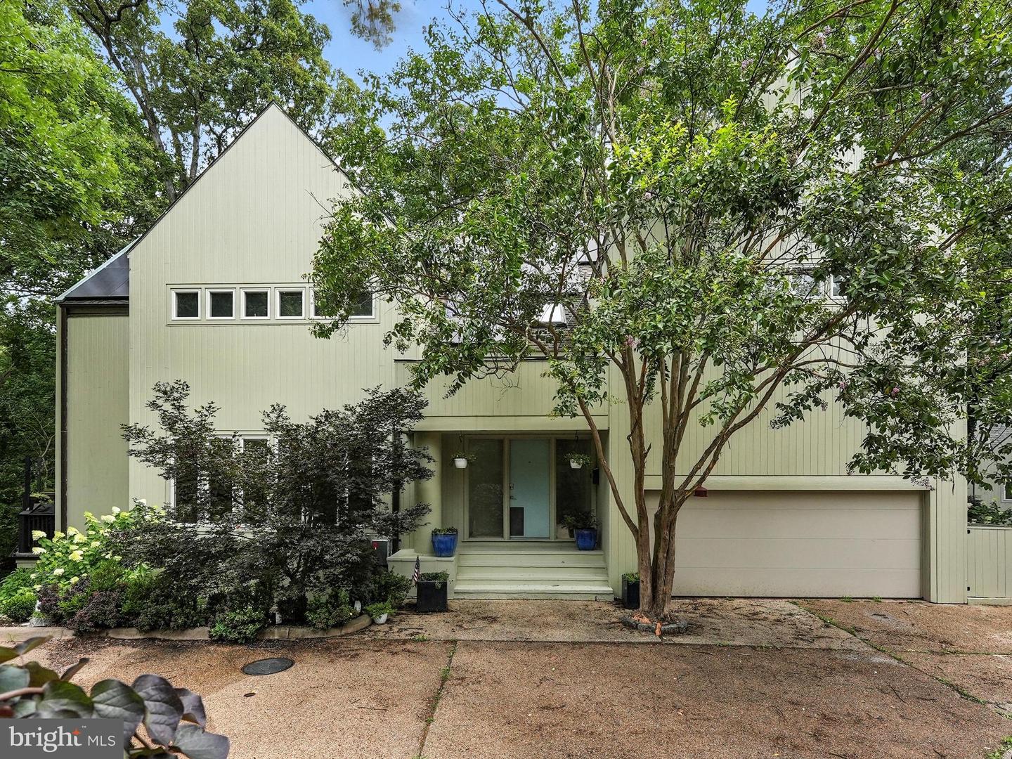 6702 OREGON AVE NW, WASHINGTON, District Of Columbia 20015, 5 Bedrooms Bedrooms, ,4 BathroomsBathrooms,Residential,For sale,6702 OREGON AVE NW,DCDC2221406 MLS # DCDC2221406 6702 OREGON AVE NW, WASHINGTON, District Of Columbia 20015, 5 Bedrooms Bedrooms, ,4 BathroomsBathrooms,Residential,For sale,6702 OREGON AVE NW,DCDC2221406 MLS # DCDC2221406