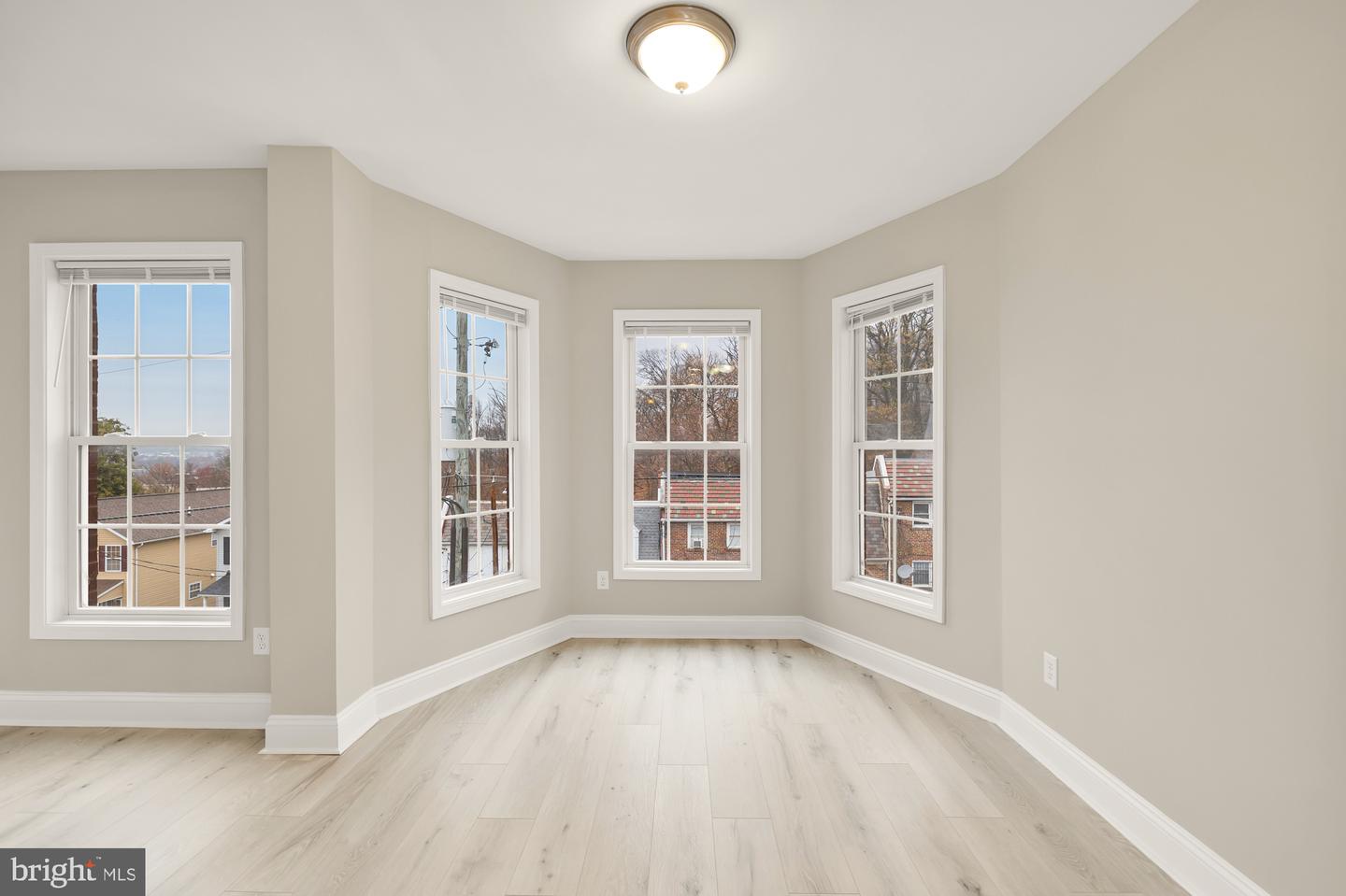 1753 W SE #C, WASHINGTON, District Of Columbia 20020, 2 Bedrooms Bedrooms, ,2 BathroomsBathrooms,Residential,For sale,1753 W SE #C,DCDC2221468 MLS # DCDC2221468