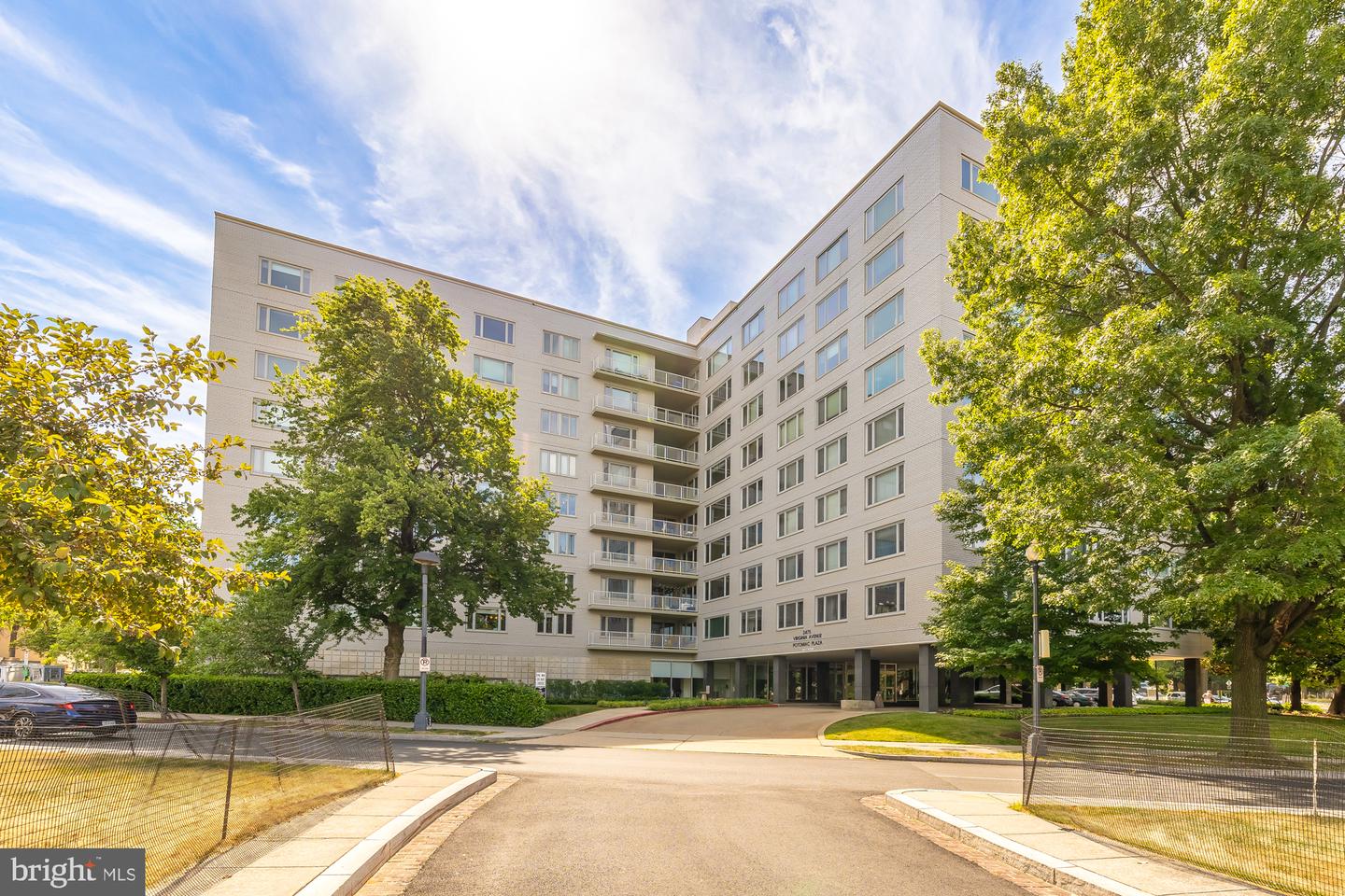 2475 VIRGINIA AVE NW #200/201, WASHINGTON, District Of Columbia 20037, 2 Bedrooms Bedrooms, ,2 BathroomsBathrooms,Residential,For sale,2475 VIRGINIA AVE NW #200/201,DCDC2147910 MLS # DCDC2147910