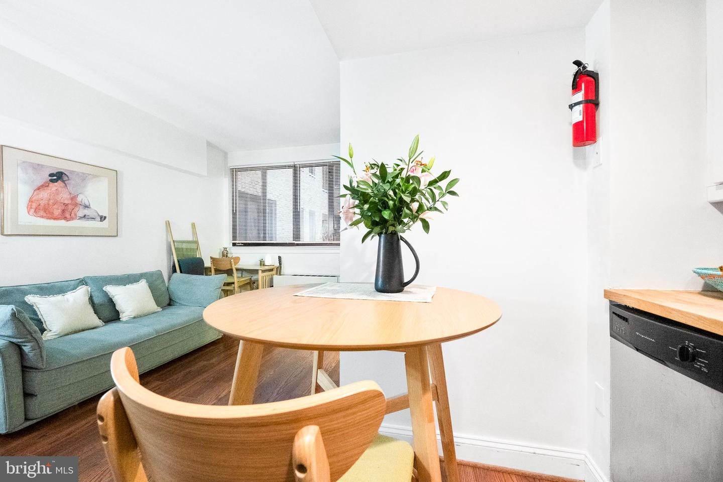 1701 16TH ST NW #204, WASHINGTON, District Of Columbia 20009, ,1 BathroomBathrooms,Residential,For sale,1701 16TH ST NW #204,DCDC2175486 MLS # DCDC2175486