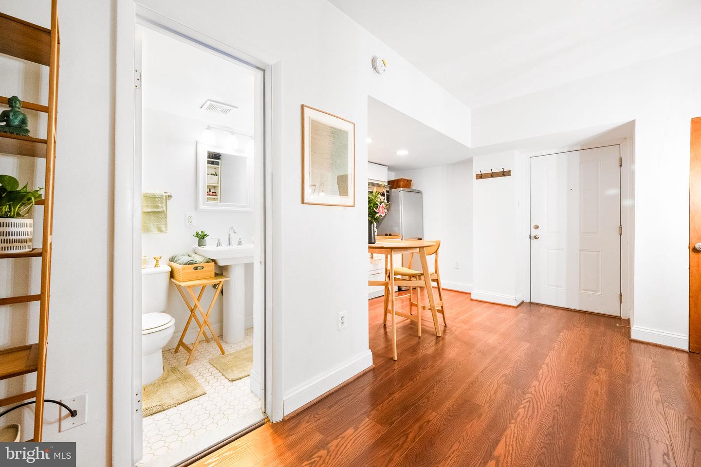 1701 16TH ST NW #204, WASHINGTON, District Of Columbia 20009, ,1 BathroomBathrooms,Residential,For sale,1701 16TH ST NW #204,DCDC2175486 MLS # DCDC2175486