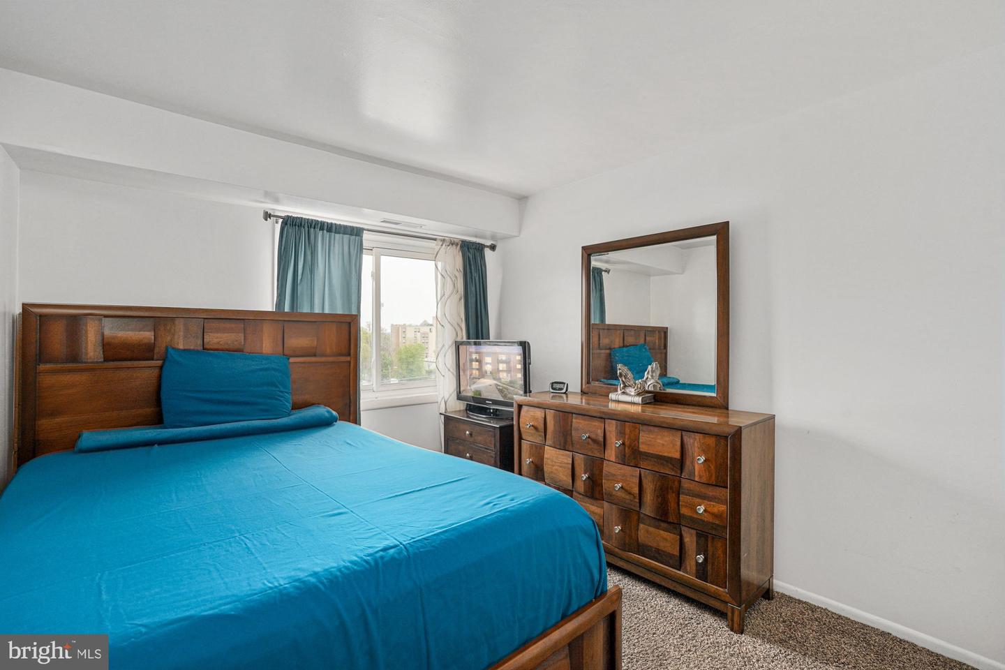 3400 25TH ST S #27, ARLINGTON, Virginia 22206, 2 Bedrooms Bedrooms, ,1 BathroomBathrooms,Residential,For sale,3400 25TH ST S #27,VAAR2055926 MLS # VAAR2055926