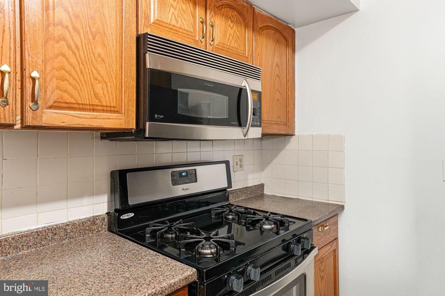 3400 25TH ST S #27, ARLINGTON, Virginia 22206, 2 Bedrooms Bedrooms, ,1 BathroomBathrooms,Residential,For sale,3400 25TH ST S #27,VAAR2055926 MLS # VAAR2055926