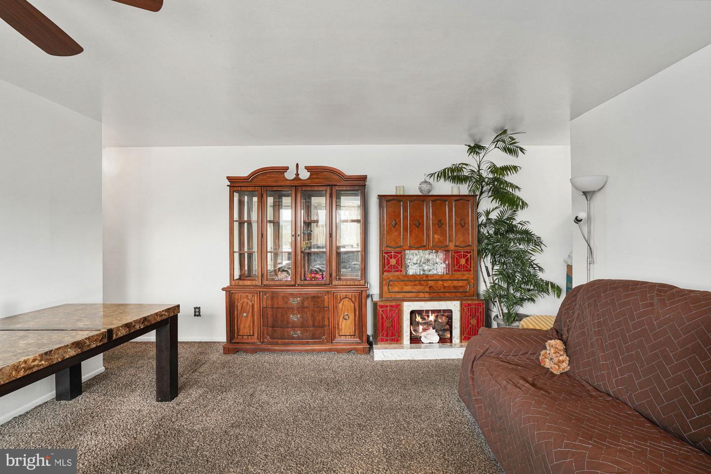 3400 25TH ST S #27, ARLINGTON, Virginia 22206, 2 Bedrooms Bedrooms, ,1 BathroomBathrooms,Residential,For sale,3400 25TH ST S #27,VAAR2055926 MLS # VAAR2055926